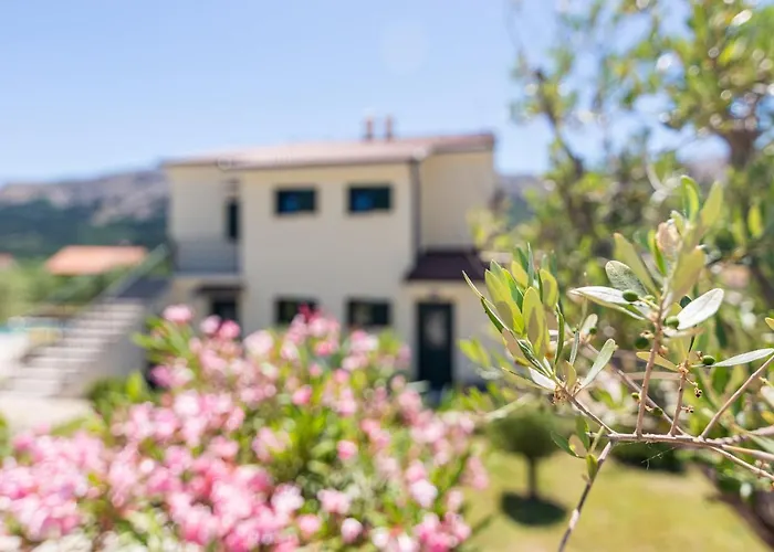 Garden Apartment Baška